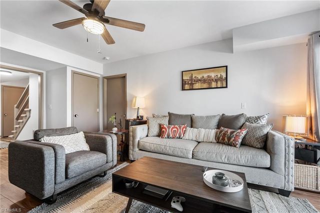 224 Tabor View Lane, Winston-salem, NC 27106