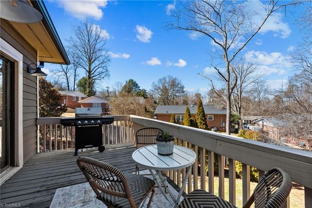 224 Tabor View Lane, Winston-salem, NC 27106