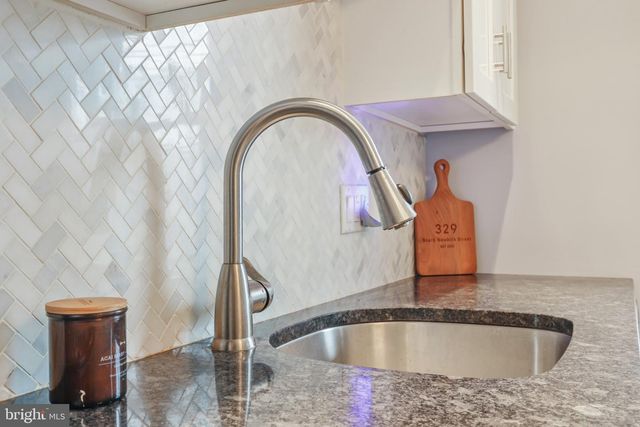 329 S NEWKIRK ST, Baltimore, MD 21224