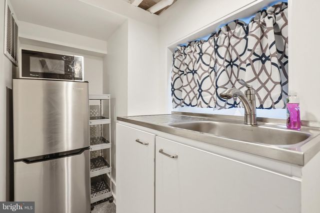 329 S NEWKIRK ST, Baltimore, MD 21224