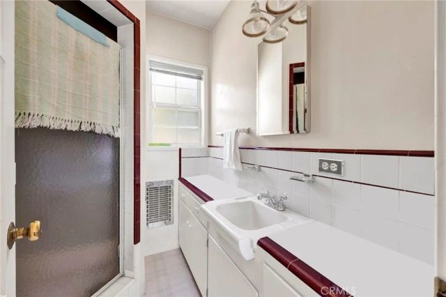 5438 Radford Avenue, Valley Village, CA 91607