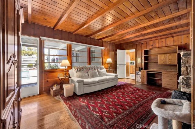 5438 Radford Avenue, Valley Village, CA 91607
