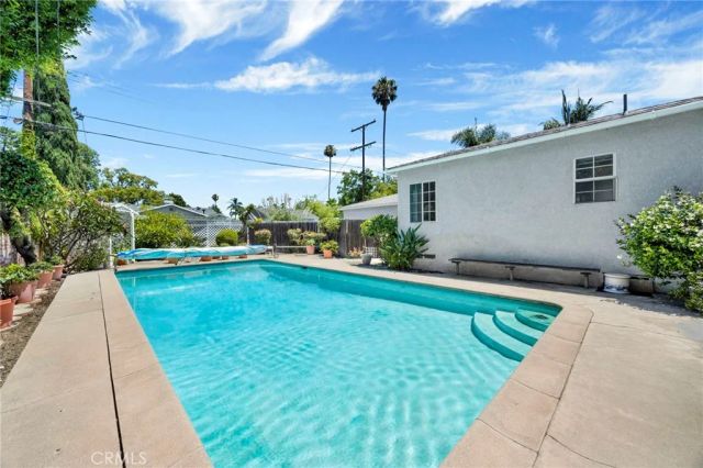 5438 Radford Avenue, Valley Village, CA 91607
