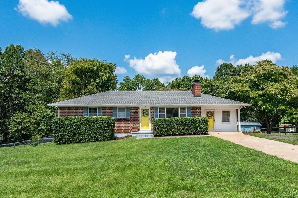 7128 Meadowbrook Road, Lynchburg, VA 24502