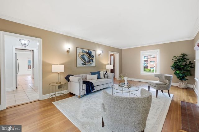 824 S COURTHOUSE RD, Arlington, VA 22204