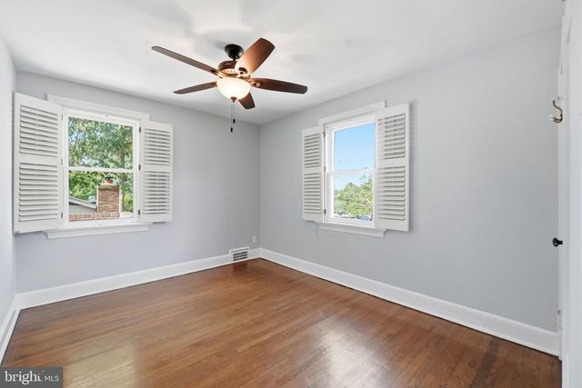 824 S COURTHOUSE RD, Arlington, VA 22204