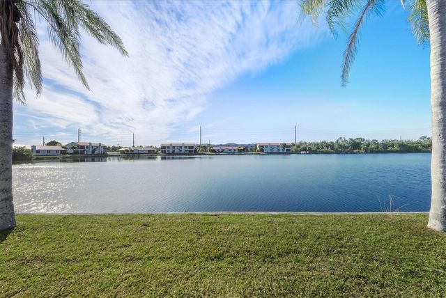 2219 CYPRESS ST, Punta Gorda, FL 33950