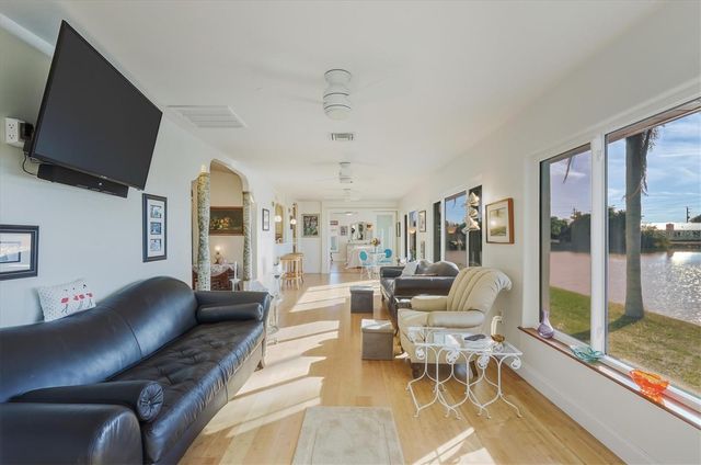 2219 CYPRESS ST, Punta Gorda, FL 33950