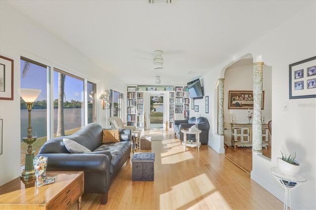 2219 CYPRESS ST, Punta Gorda, FL 33950