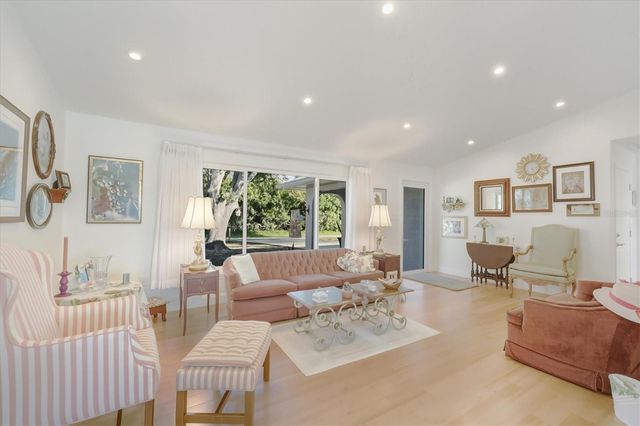 2219 CYPRESS ST, Punta Gorda, FL 33950