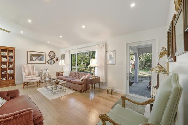 2219 CYPRESS ST, Punta Gorda, FL 33950