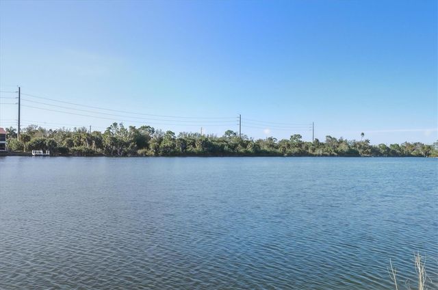 2219 CYPRESS ST, Punta Gorda, FL 33950