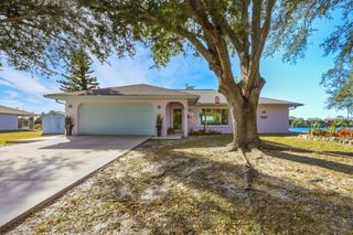 2219 CYPRESS ST, Punta Gorda, FL 33950