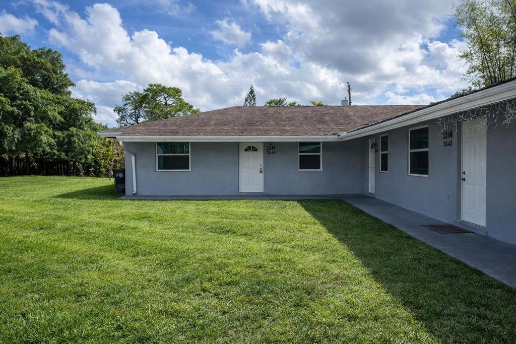 2416 Sunset Drive, West Palm Beach, FL 33415