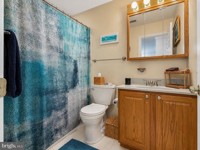 5210 KNIGHTS CT, Saint Leonard, MD 20685