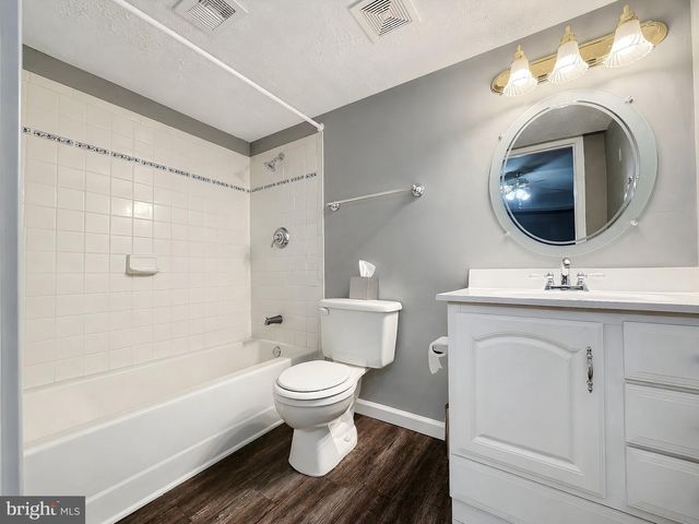 5210 KNIGHTS CT, Saint Leonard, MD 20685