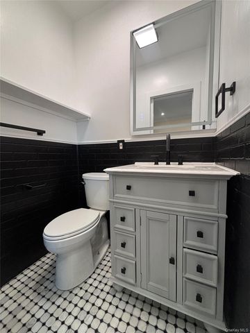 66 Grant Avenue 2, Brooklyn, NY 11208