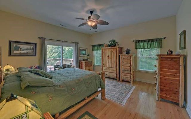 10 Piper Ln, Murphy, NC 28906
