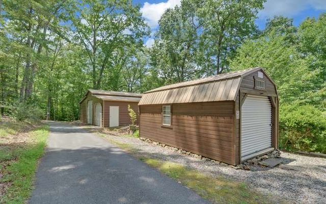 10 Piper Ln, Murphy, NC 28906