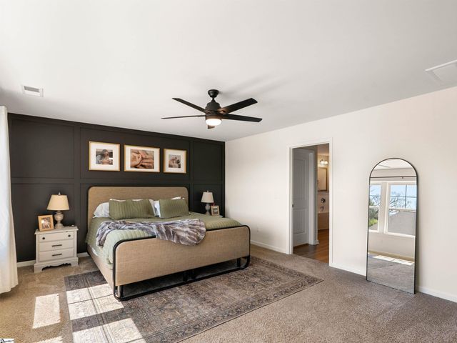 304 Videre Woods Court, Piedmont, SC 29673