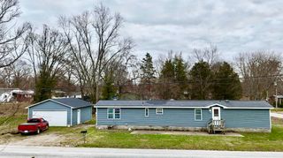 414 W TAYLOR Street, Benton, IL 62812