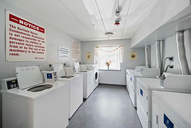 179 Presidents Ln 3J, Quincy, MA 02169