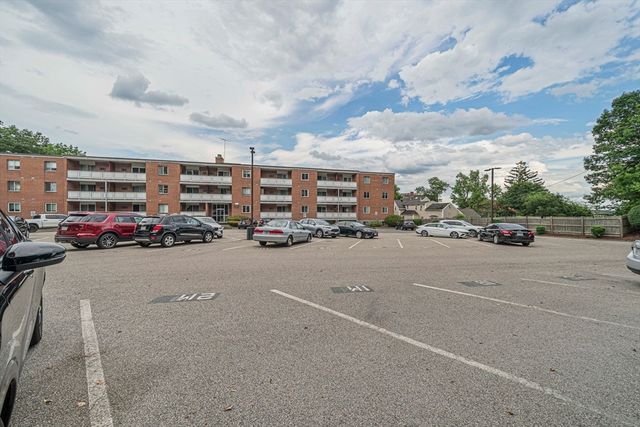 179 Presidents Ln 3J, Quincy, MA 02169
