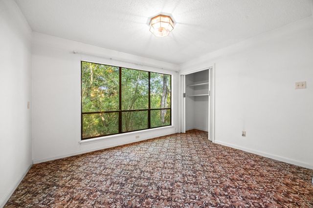 50 Lazy Lane, The Woodlands, TX 77380