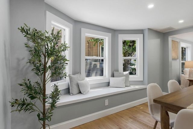 8 Linden Rd, Melrose, MA 02176