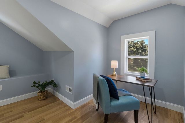 8 Linden Rd, Melrose, MA 02176