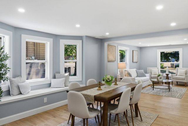 8 Linden Rd, Melrose, MA 02176