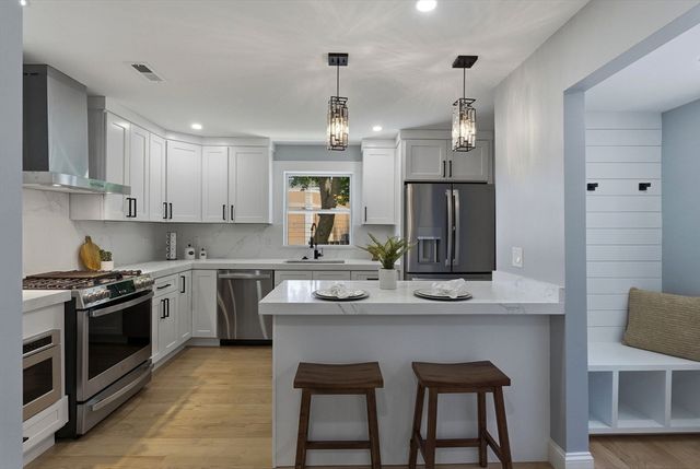 8 Linden Rd, Melrose, MA 02176