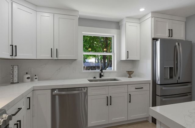 8 Linden Rd, Melrose, MA 02176