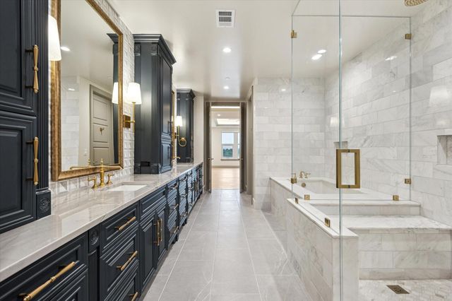 1717 Bissonnet Street 1101, Houston, TX 77005