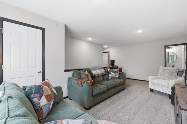 12226 River Valley Drive, Burnsville, MN 55337
