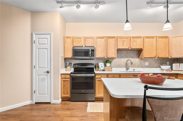 9896 W Freiburg Drive 1B, Littleton, CO 80127