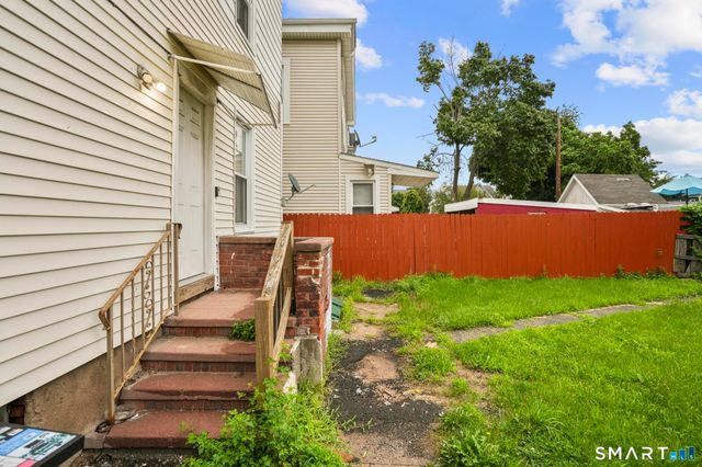 286 Exchange Street 3rd Flr, New Haven, CT 06513