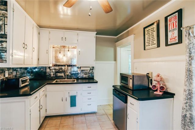 1313 Prescott Place, High Point, NC 27262