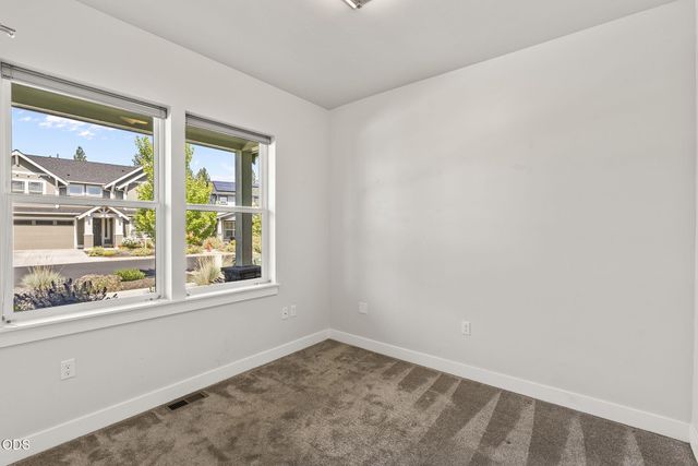 61016 SE Crane Peak Court, Bend, OR 97702