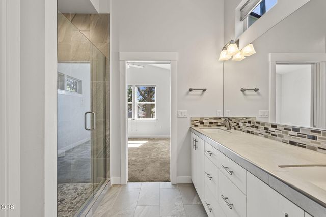 61016 SE Crane Peak Court, Bend, OR 97702