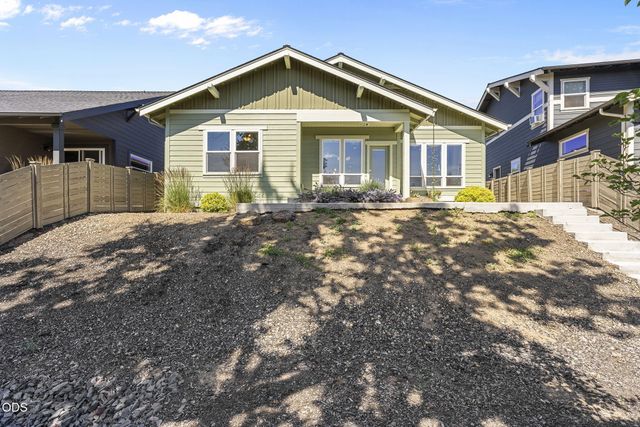 61016 SE Crane Peak Court, Bend, OR 97702