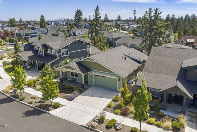 61016 SE Crane Peak Court, Bend, OR 97702