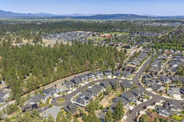 61016 SE Crane Peak Court, Bend, OR 97702