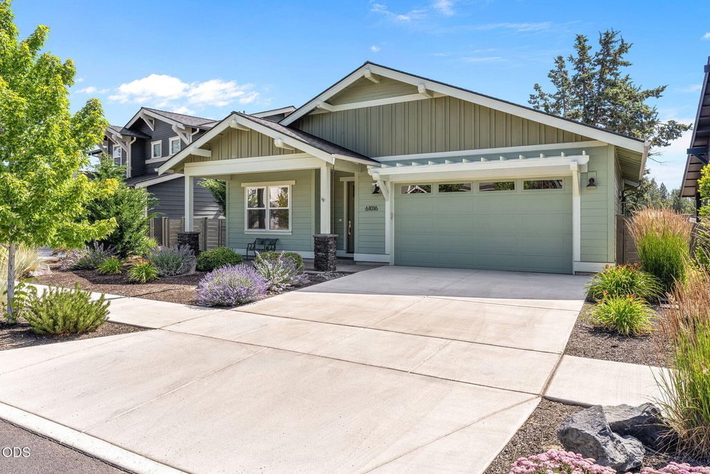 61016 SE Crane Peak Court, Bend, OR 97702