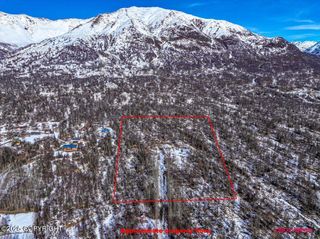 9911 Runyon Circle, Palmer, AK 99645