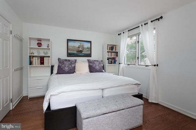 6 ANDREWS LN, Princeton, NJ 08540