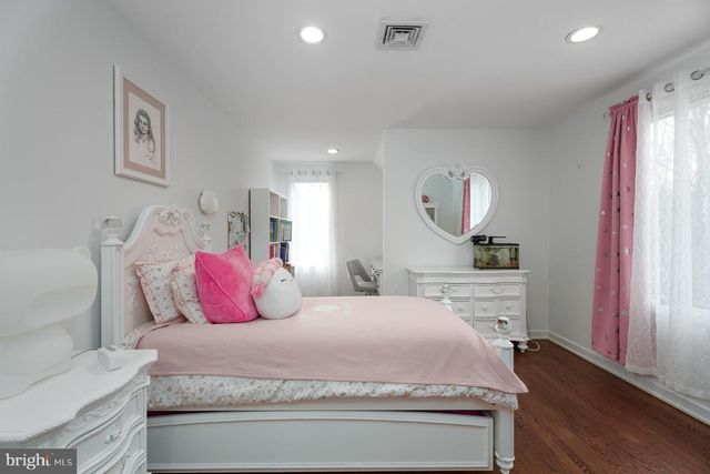 6 ANDREWS LN, Princeton, NJ 08540