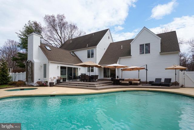 6 ANDREWS LN, Princeton, NJ 08540