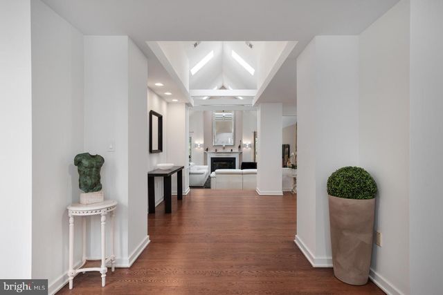 6 ANDREWS LN, Princeton, NJ 08540