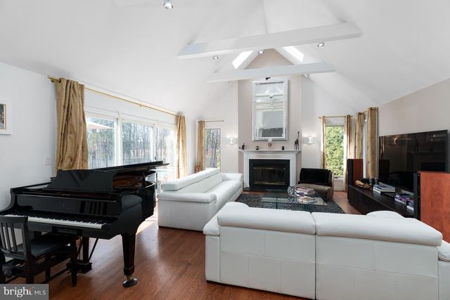 6 ANDREWS LN, Princeton, NJ 08540